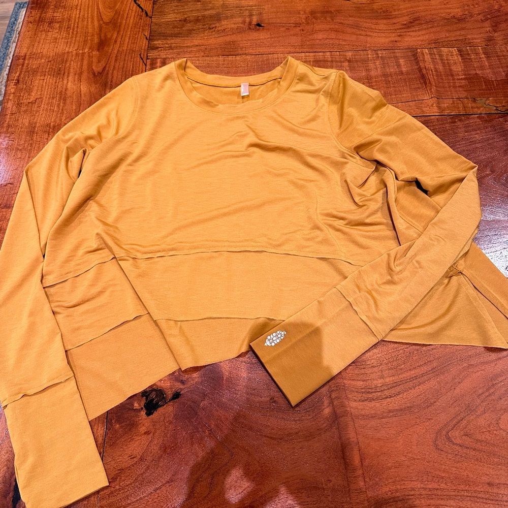 Free People Movement Tempo Long-Sleeve Tee size medium